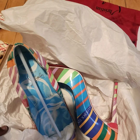 Christian Louboutin HOT CHICK 100 Scallop Heels Pumps Shoes Grand BainStiletto - Picture 12 of 13